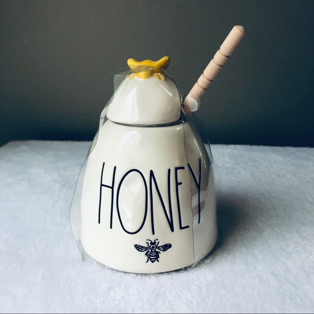 🐝 NEW!!  Rae Dunn honey pot!